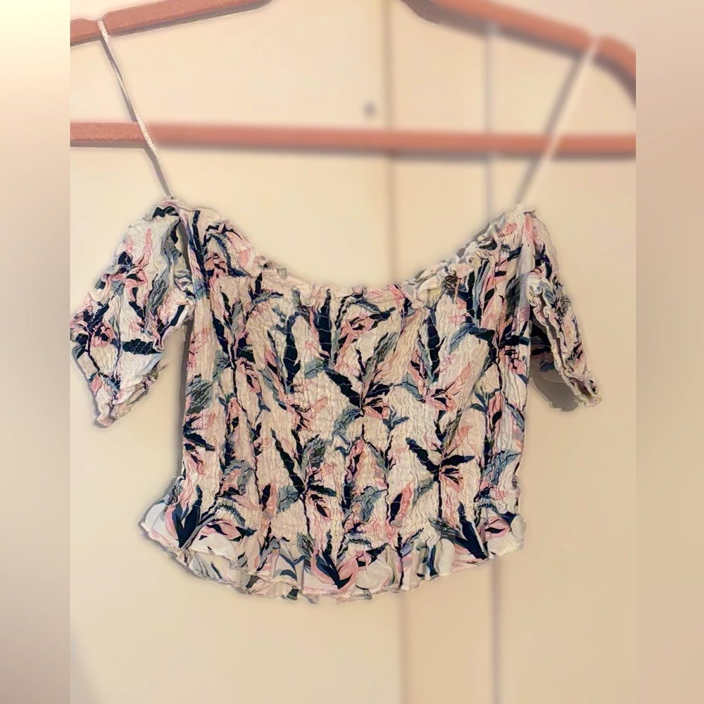 Cute off the shoulder floral crop top